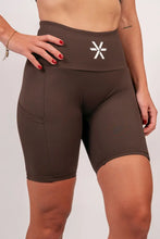 Indlæs billede til gallerivisning BARA - Mocha Pocket Shorts