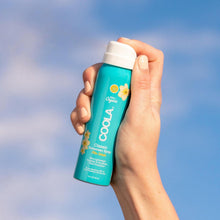 Indlæs billede til gallerivisning COOLA Classic Body Organic Sunscreen Spray SPF 30 - Piña Colada - 60 ml
