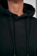 Indlæs billede til gallerivisning BARA - Black Signature Hoodie