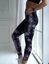 Indlæs billede til gallerivisning BARA - Black Tie Dye Seamless Tights