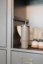 Indlæs billede til gallerivisning AYA&IDA - Thermo Cup with Straw - Driftwood - 885ML