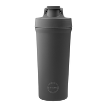 Indlæs billede til gallerivisning AYA&IDA - Shaker Bottle - Dark Grey - 750ML (Den lille bold, til at mixe proteinpulveret med, medfølger)