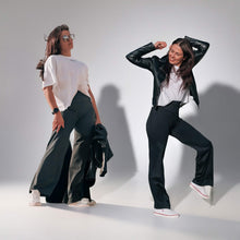 Indlæs billede til gallerivisning BARA - Black Shape Straight Leg Tights