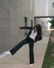 Indlæs billede til gallerivisning BARA - Black Shape Straight Leg Tights