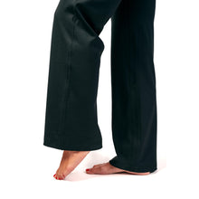 Indlæs billede til gallerivisning BARA - Black Shape Straight Leg Tights