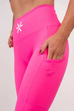 Indlæs billede til gallerivisning BARA - Hot Pink Long Pocket Shorts