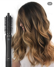Indlæs billede til gallerivisning HH Simonsen - HH Simonsen HybridAir Styler – Luftdrevet styling i salonkvalitet - INTROTILBOÐ