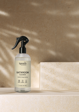 Indlæs billede til gallerivisning BYOMS - PROBIOTIC BATHROOM CLEANER – Cristal De Mer (400 ml)

