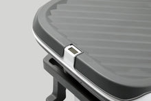 Indlæs billede til gallerivisning TUBFAMILY - Special edition Foldebadekar til voksne med låg, digital termometer og fodmassage - 150 cm - Grå - XL (Inkl. pude, ekstra prop og slange)