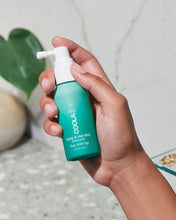 Indlæs billede til gallerivisning COOLA - Organic Scalp & Hair Sumscreen Mist SPF 30