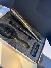 Indlæs billede til gallerivisning HH Simonsen - True Divinity incl. Gloss Brush - Gold AW25 (virðið 1.499,95) - NÝTT !!!