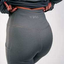 Indlæs billede til gallerivisning BARA - Dark Grey Stripe Winter Tights