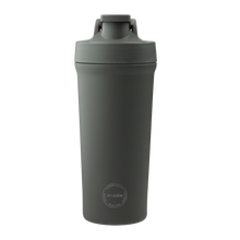 Indlæs billede til gallerivisning AYA&IDA - Shaker Bottle - Tropical Green - 750ML (Den lille bold, til at mixe proteinpulveret med, medfølger)