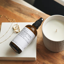 Indlæs billede til gallerivisning EVOLVE - Daily Defence Moisture Mist with Prebiotic, 100 ml (alle hudtyper)