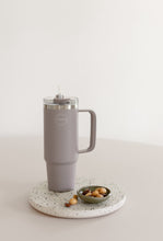 Indlæs billede til gallerivisning AYA&IDA - Thermo Cup with Straw - Lavender - 885ML