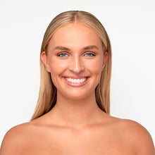 Indlæs billede til gallerivisning LAVINDE Copenhagen - Natural Glow Liquid Foundation 30 ML - 209N Cool Beige