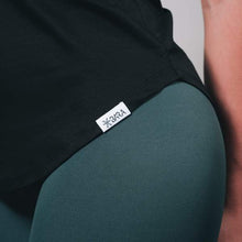 Indlæs billede til gallerivisning Black Eco Tank Top - BARA