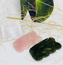 Indlæs billede til gallerivisning A PURE MIND - Gua Sha Wave - Jade