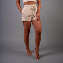 Indlæs billede til gallerivisning -20% - BARA - Beige Relax Shorts