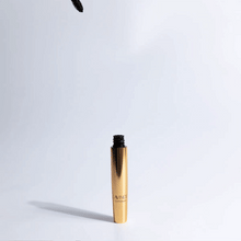 Indlæs billede til gallerivisning Lavinde Copenhagen - BEYOND - VOLUME & CURL MASCARA (WITH EYELASH SERUM)