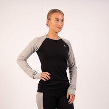 Indlæs billede til gallerivisning BARA - Black 100% Merino Wool Long Sleeve