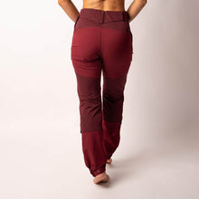 Indlæs billede til gallerivisning BARA - Burgundy Wilderness Hiking Pants