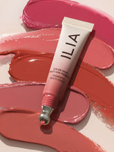 Indlæs billede til gallerivisning ILIA - Color Haze Multi-Use Pigment - Sing (DEEP BERRY WITH COOL UNDERTONES) 7 ml
