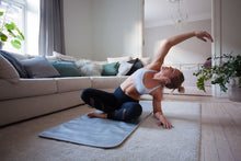 Indlæs billede til gallerivisning PRE-ORDER - RADIANT HEALTH Infrarød Yogamatte (tekur uml. 10-14 dagar at fáa heim, um tað er á goymslu i DK)