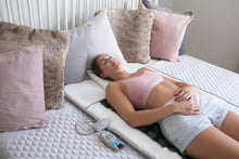 Indlæs billede til gallerivisning PRE-ORDER - RADIANT HEALTH Infrarød Terapimatte ( tekur uml. 10-14 dagar at fáa heim, um tað er á goymslu i DK)