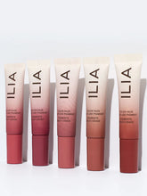 Indlæs billede til gallerivisning ILIA - Color Haze Multi-Use Pigment - Stutter (BURNT ORANGE WITH WARM UNDERTONES)
