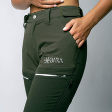 Indlæs billede til gallerivisning BARA- Khaki Wilderness Hiking Pants