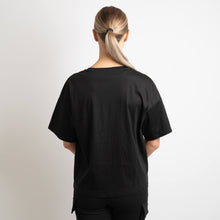 Indlæs billede til gallerivisning BARA - Black Recycled T-shirt