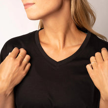 Indlæs billede til gallerivisning BARA - Black Recycled T-shirt