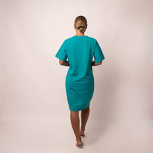 Indlæs billede til gallerivisning SPAR 20%: Teal T-Shirt Dress - BARA