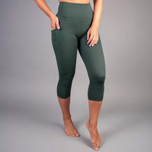 Indlæs billede til gallerivisning BARA - Pine Pocket Capri Tights