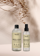 Indlæs billede til gallerivisning BYOMS - FRESHEN UP - PROBIOTIC ODOUR REMOVER - Fleur Blanche - with silk extract 200 ML
