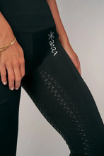 Indlæs billede til gallerivisning BARA - Black Equestrian Riding Tights
