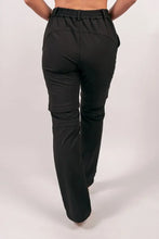 Indlæs billede til gallerivisning BARA - Black Zip-Off Hiking Pants
