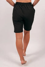 Indlæs billede til gallerivisning BARA - Black Zip-Off Hiking Pants
