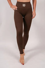 Indlæs billede til gallerivisning BARA - Mocha Utility Pocket Tights
