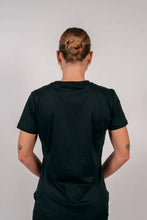 Indlæs billede til gallerivisning BARA - Black Refine T-shirt
