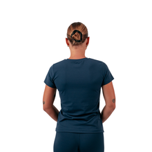 Indlæs billede til gallerivisning BARA - Navy Namaste T-Shirt
