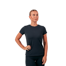 Indlæs billede til gallerivisning BARA - Black Namaste T-Shirt
