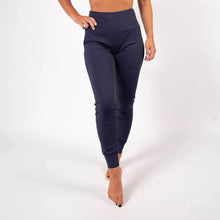 Indlæs billede til gallerivisning BARA - Dark Blue Lotus Jogger
