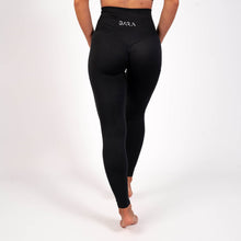 Indlæs billede til gallerivisning BARA - Black Pocket Scrunch Seamless tights
