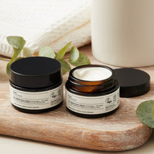 Indlæs billede til gallerivisning EVOLVE - Intense Hydrating Mask 60 ml + 1 stk. ÓKEYPIS Daily Renew Facial Cream 30 ml (virði tilsamans kr. 499,90)
