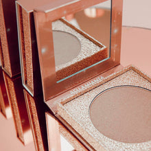 Indlæs billede til gallerivisning Bellamianta Illuminating Bronzing Powder 20 gr.
