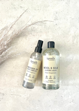 Indlæs billede til gallerivisning BYOMS - FRESHEN UP - PROBIOTIC ODOUR REMOVER - Fleur Blanche - with silk extract 200 ML
