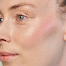 Indlæs billede til gallerivisning ECOOKING - Blush 01 | 15,9 g - Peach/koral med let gyldent glitter - NÝTT - JÚST KOMIÐ
