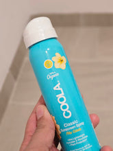 Indlæs billede til gallerivisning COOLA Classic Body Organic Sunscreen Spray SPF 30 - Piña Colada - 60 ml
